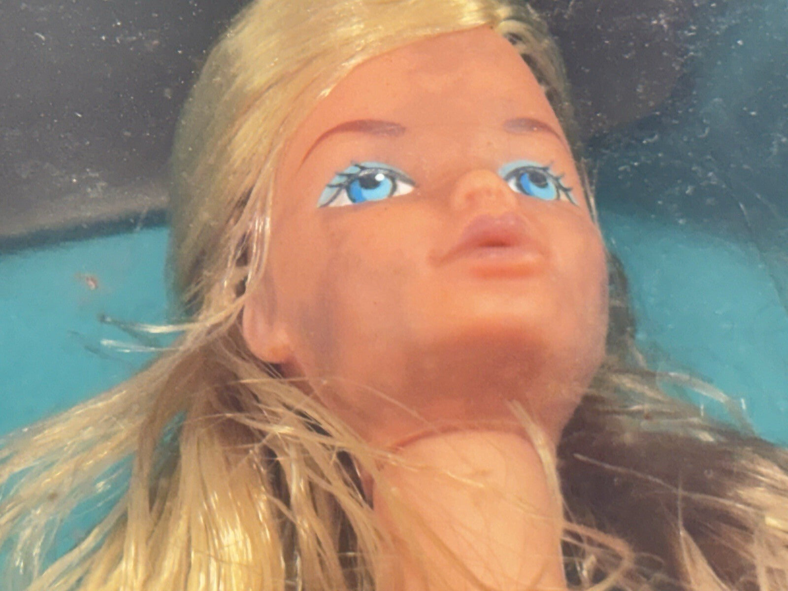 Vintage 1978 Kissing Barbie Doll Mattel #2597
