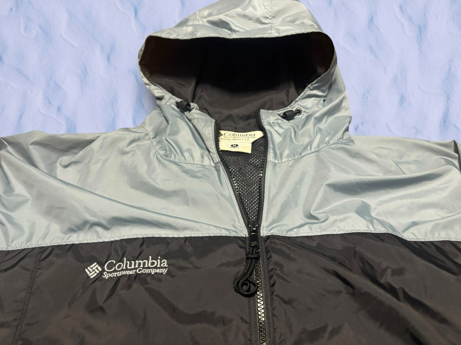 Vintage Columbia Women’s Windbreaker Size M Blue/Black