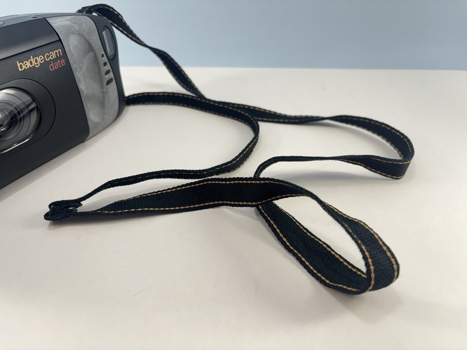 Vintage Polaroid Badge Cam UNTESTED
