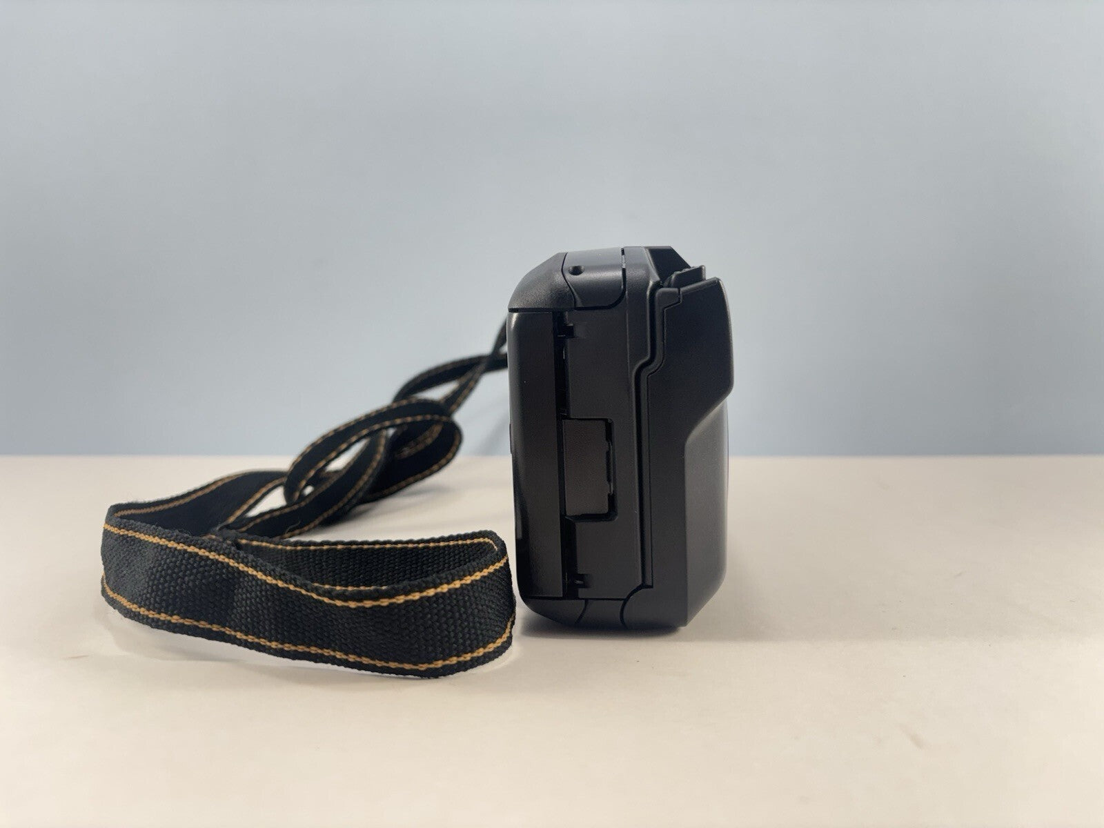 Vintage Polaroid Badge Cam UNTESTED