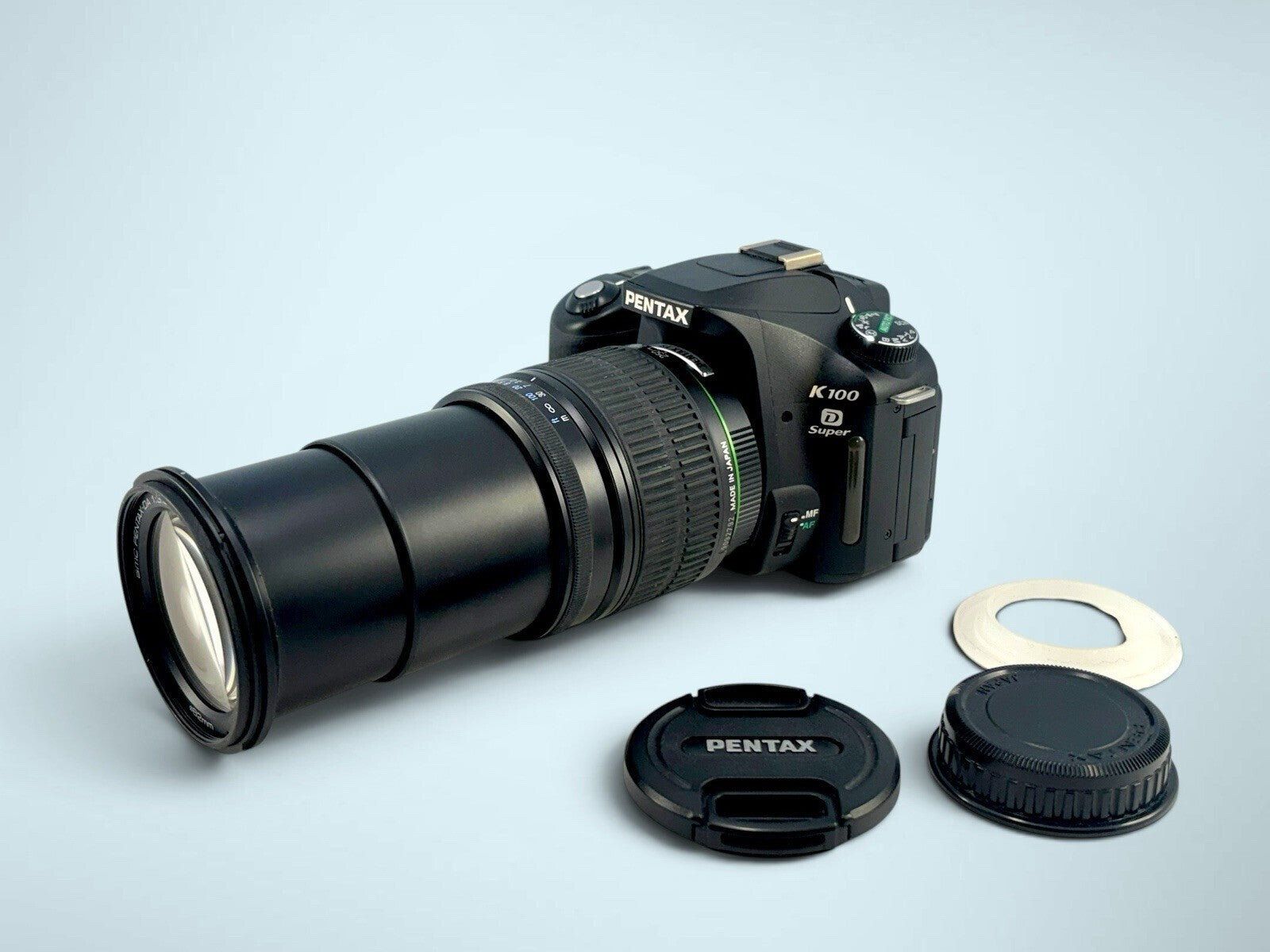 Pentax K100D DSLR w/ Pentax 18-250mm Zoom Lens - Near Complete Set