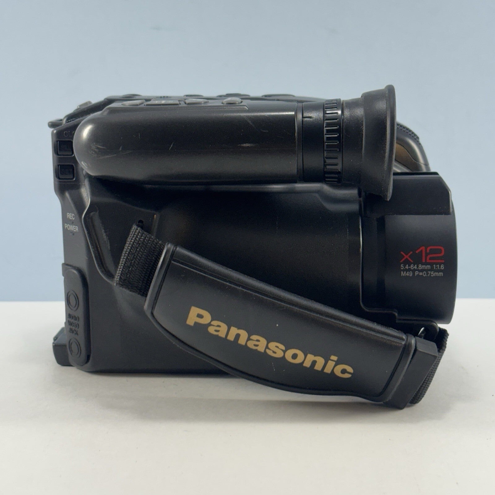 Panasonic PV-IQ504 Palmcorder VHS-C Camcorder - No Battery Included