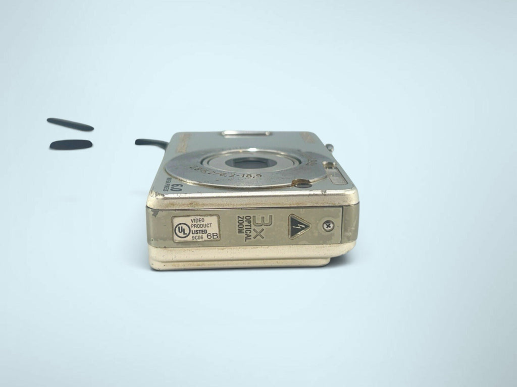 Sony Cyber-Shot DSC-W50 w/ Battery + Memory Stick