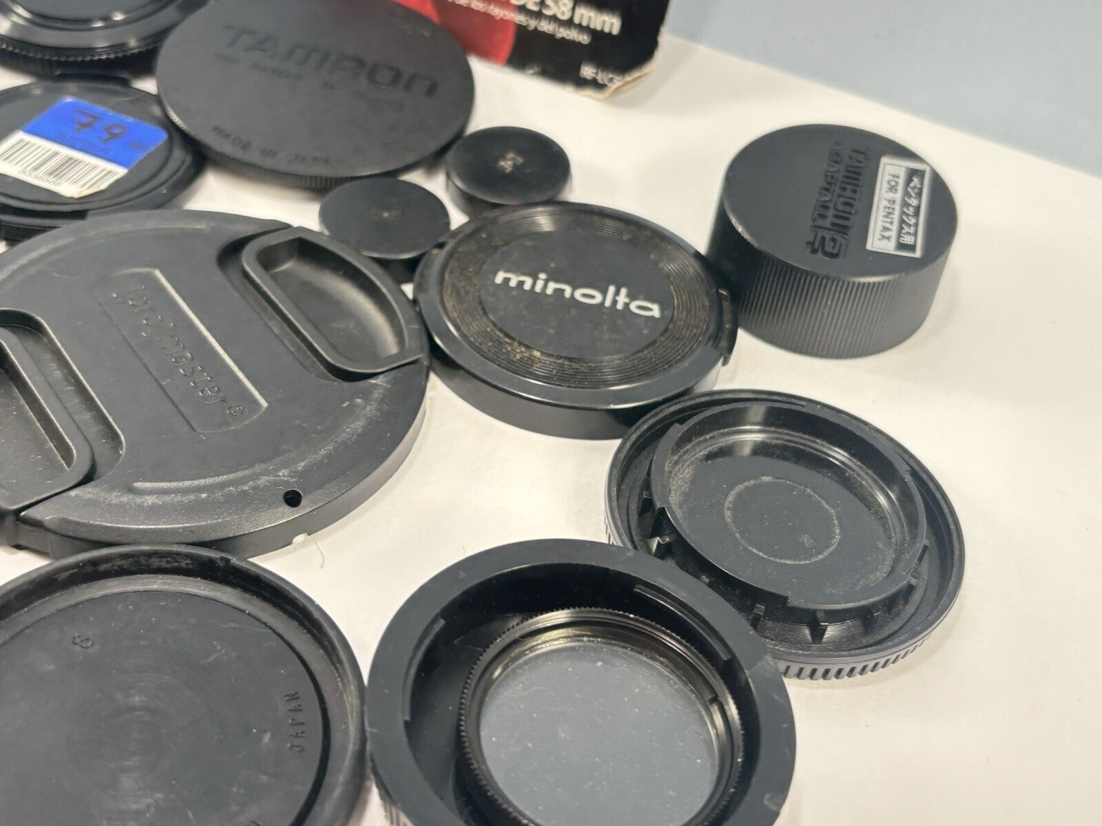 Lot Of 25 Assorted Camera Lens & Body Caps