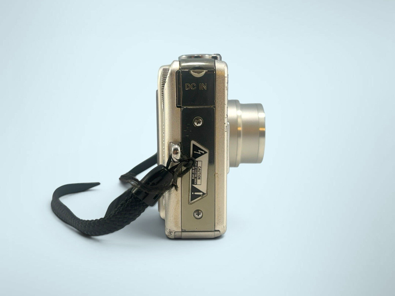 Sony Cyber-Shot DSC-W50 w/ Battery + Memory Stick