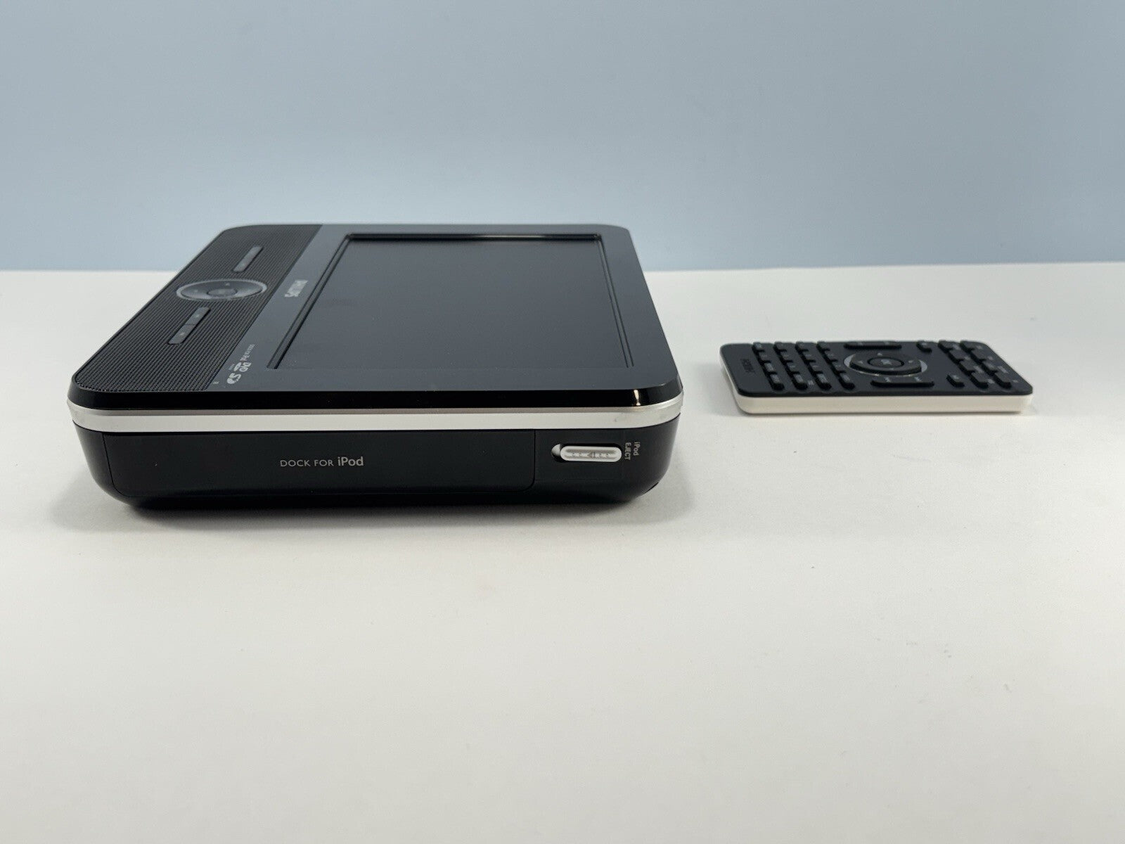 Philips DCP851/37 Portable DVD Player & iPod Dock w/ Remote