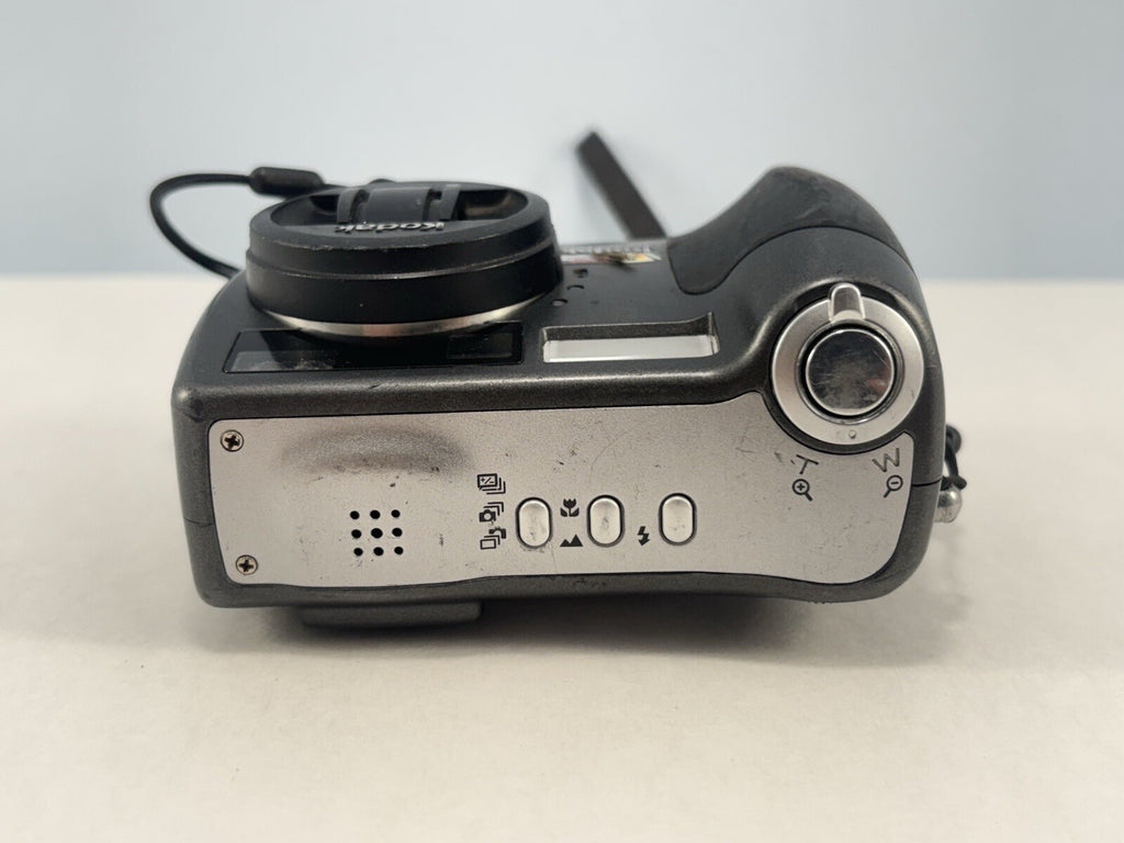 Kodak EasyShare DX7630 6.1MP Digital Camera - UNTESTED