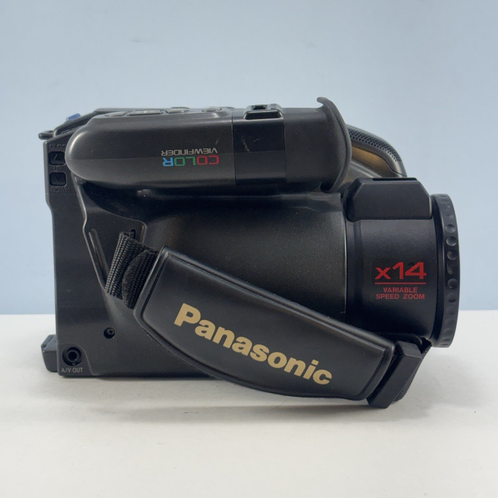 Panasonic Palmcorder IQ PV-IQ485 VHS-C Camcorder - No Battery Included