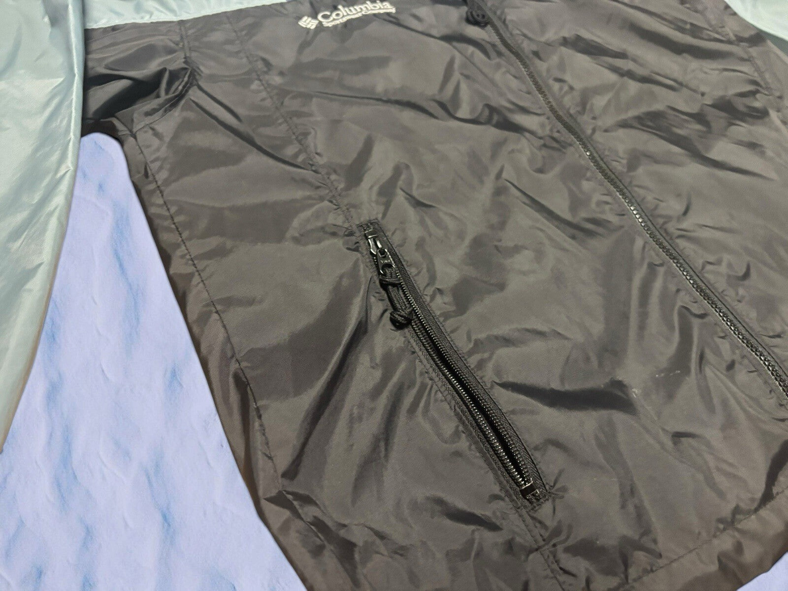 Vintage Columbia Women’s Windbreaker Size M Blue/Black