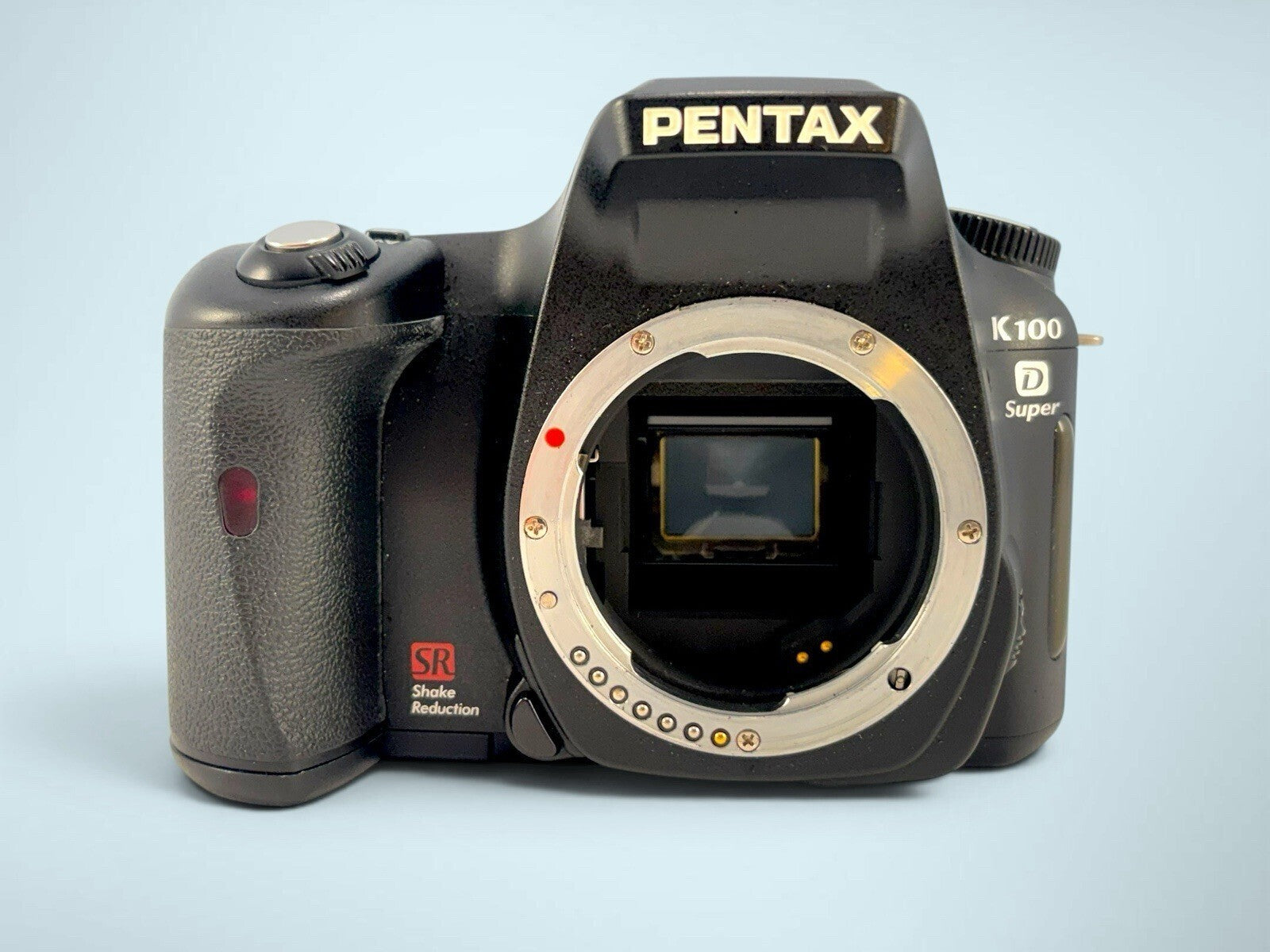 Pentax K100D DSLR w/ Pentax 18-250mm Zoom Lens - Near Complete Set