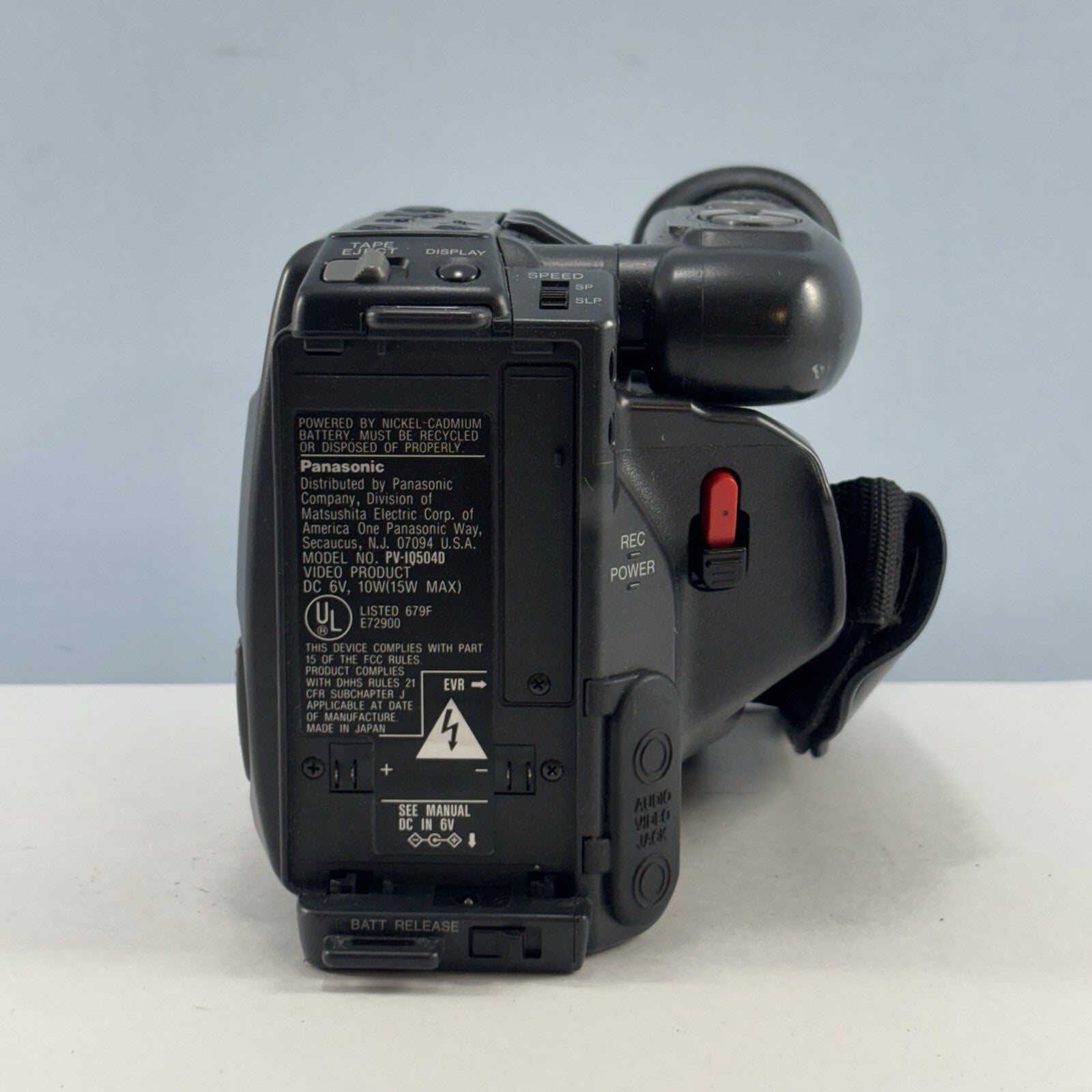 Panasonic PV-IQ504 Palmcorder VHS-C Camcorder - No Battery Included