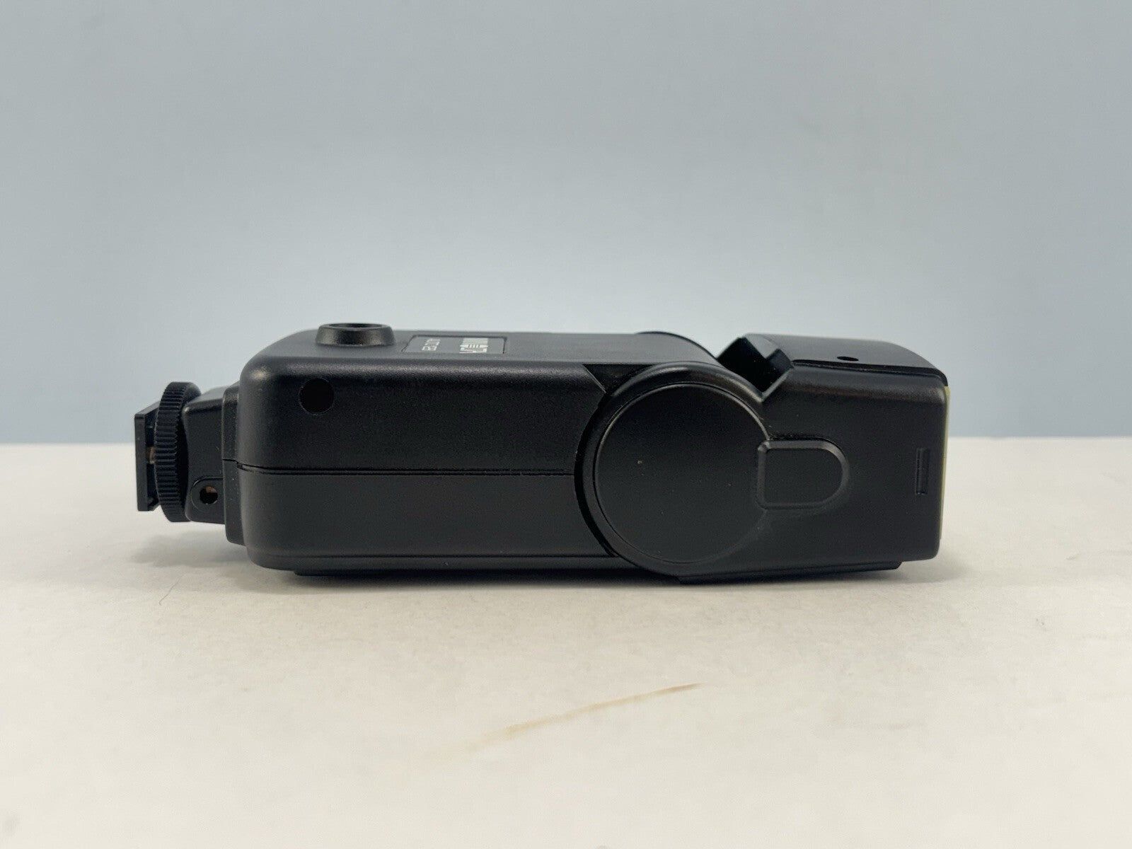 Minolta Auto 128 Shoe Mount Flash - See Battery Terminals