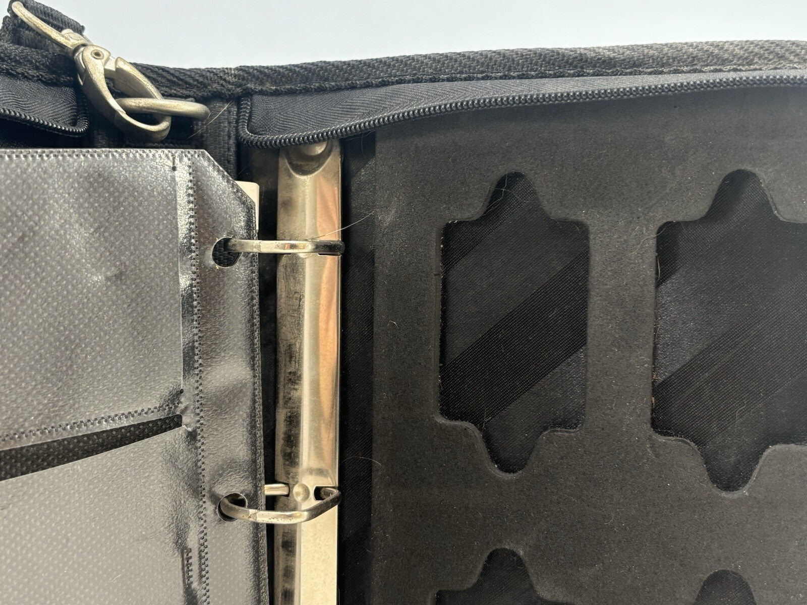 Official Sony PlayStation Gamer Advisory Panel Binder & Game Carrying Case